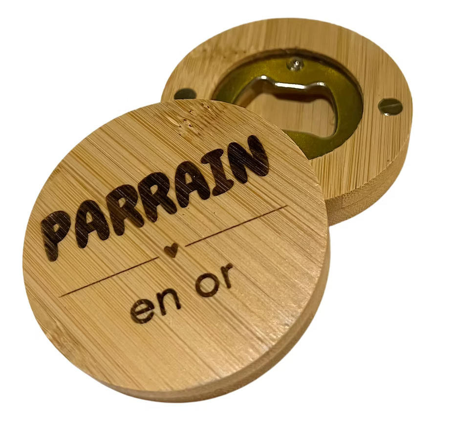 Magnet décapsuleur bois Parrain en or