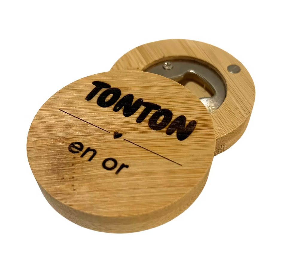 Magnet décapsuleur bois Tonton en or
