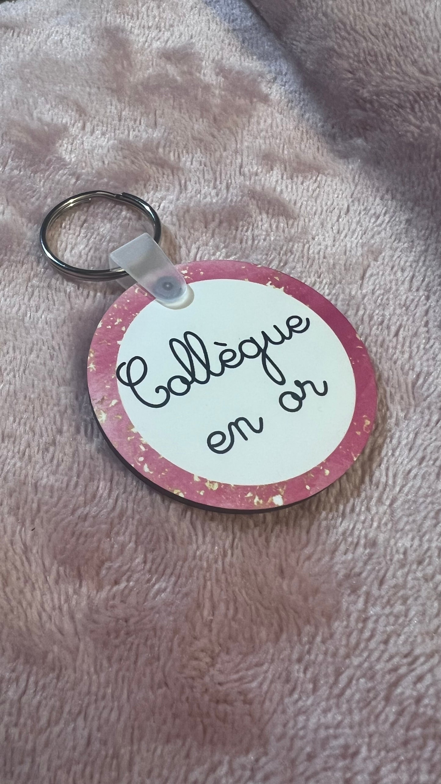 Porté clé rond rose personnalisé