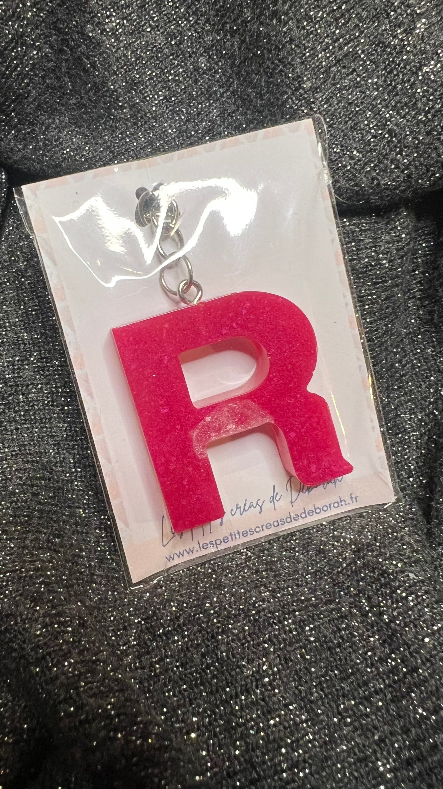 Lettre en résine